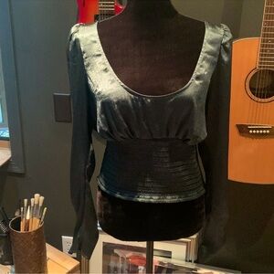 Free People green scoop neck top. 444